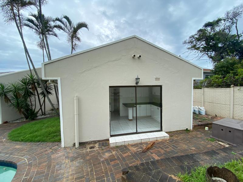 To Let 3 Bedroom Property for Rent in La Lucia KwaZulu-Natal