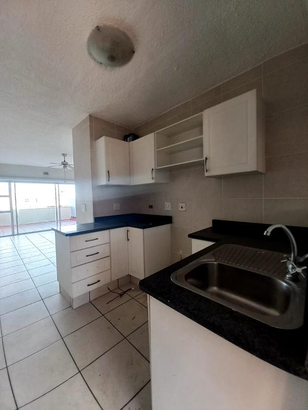 1 Bedroom Property for Sale in Margate Beach KwaZulu-Natal