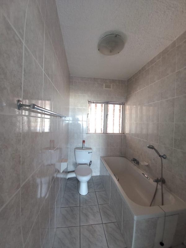 1 Bedroom Property for Sale in Margate Beach KwaZulu-Natal