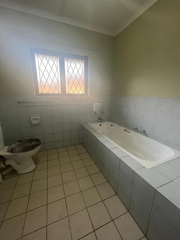 3 Bedroom Property for Sale in Margate KwaZulu-Natal