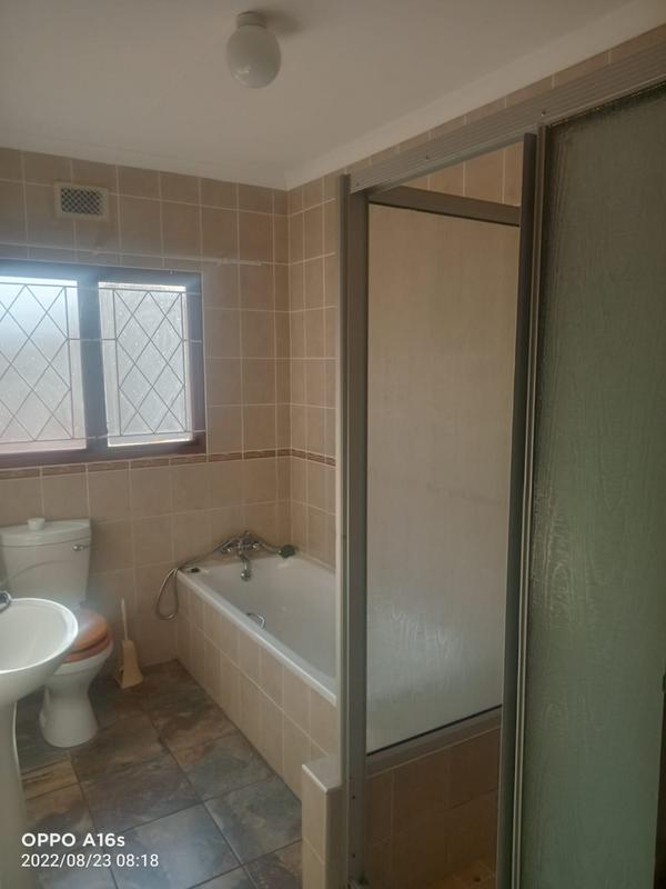 3 Bedroom Property for Sale in Southport KwaZulu-Natal