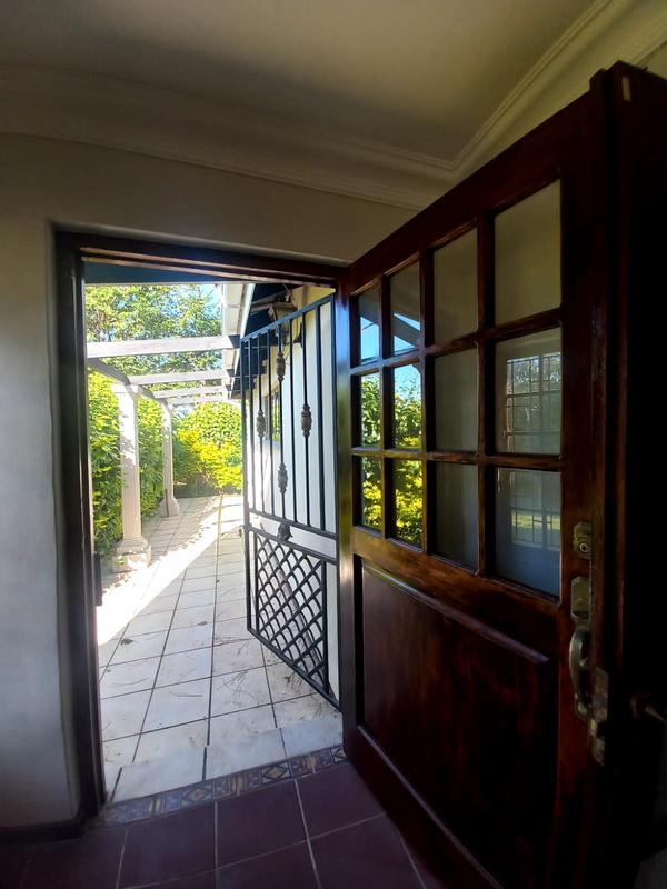 3 Bedroom Property for Sale in Umtentweni KwaZulu-Natal