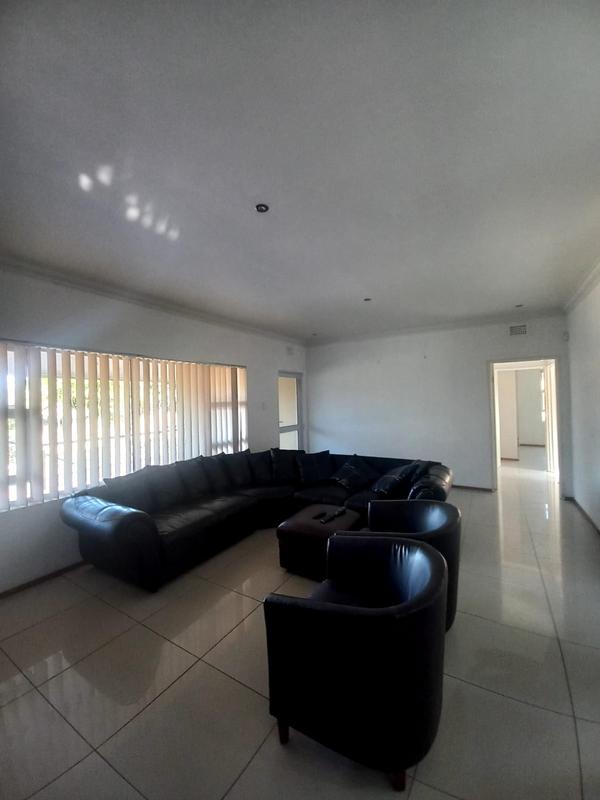 3 Bedroom Property for Sale in Uvongo KwaZulu-Natal