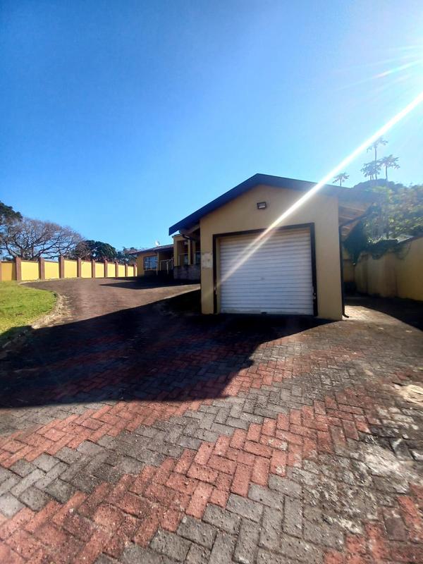 3 Bedroom Property for Sale in Uvongo KwaZulu-Natal