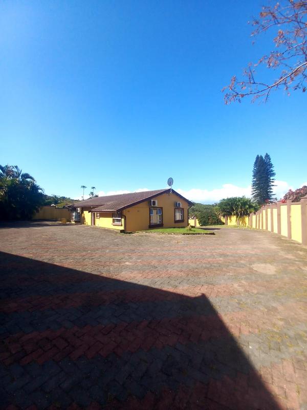 3 Bedroom Property for Sale in Uvongo KwaZulu-Natal