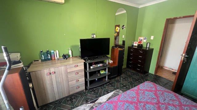 4 Bedroom Property for Sale in Northdene KwaZulu-Natal