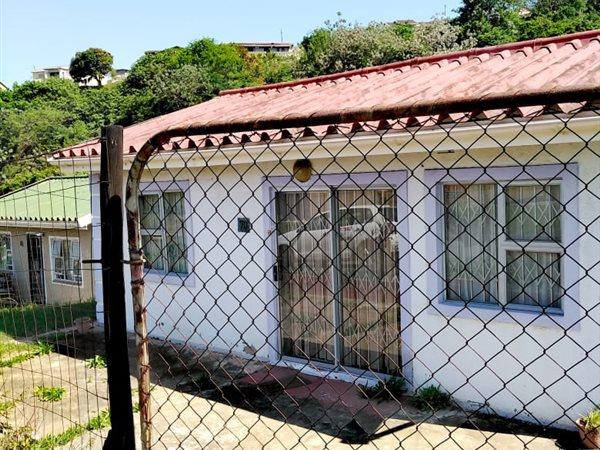 To Let 2 Bedroom Property for Rent in Umlazi KwaZulu-Natal