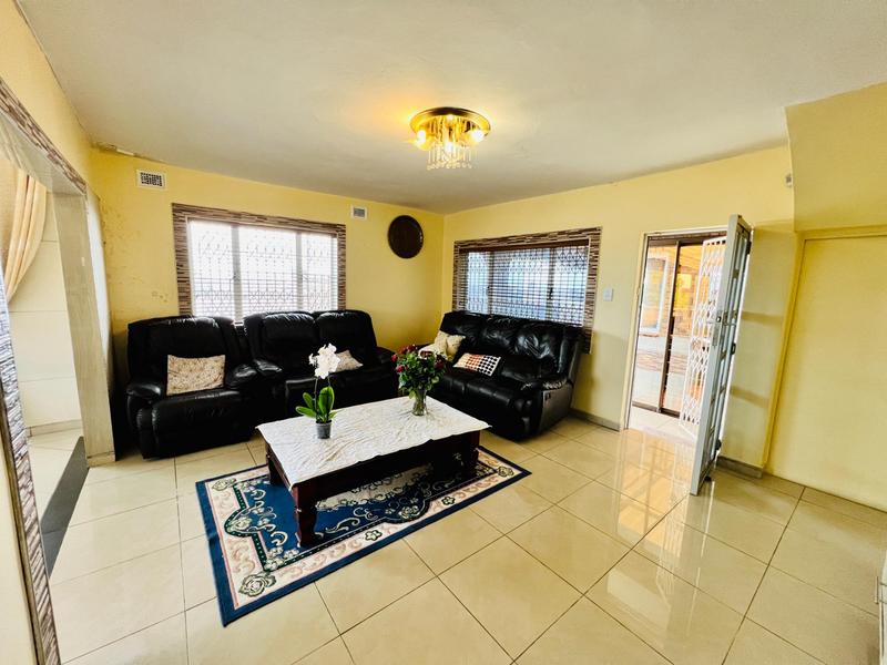 6 Bedroom Property for Sale in Moorton KwaZulu-Natal
