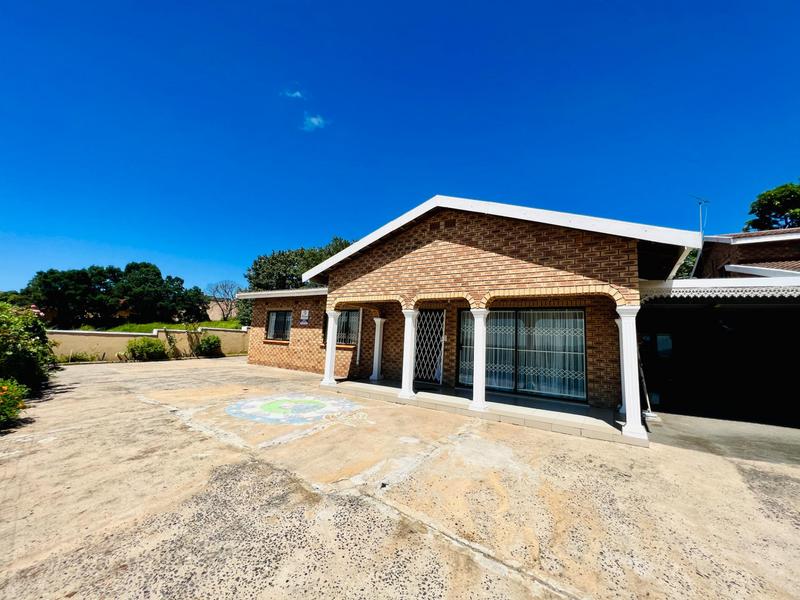 4 Bedroom Property for Sale in Avoca KwaZulu-Natal