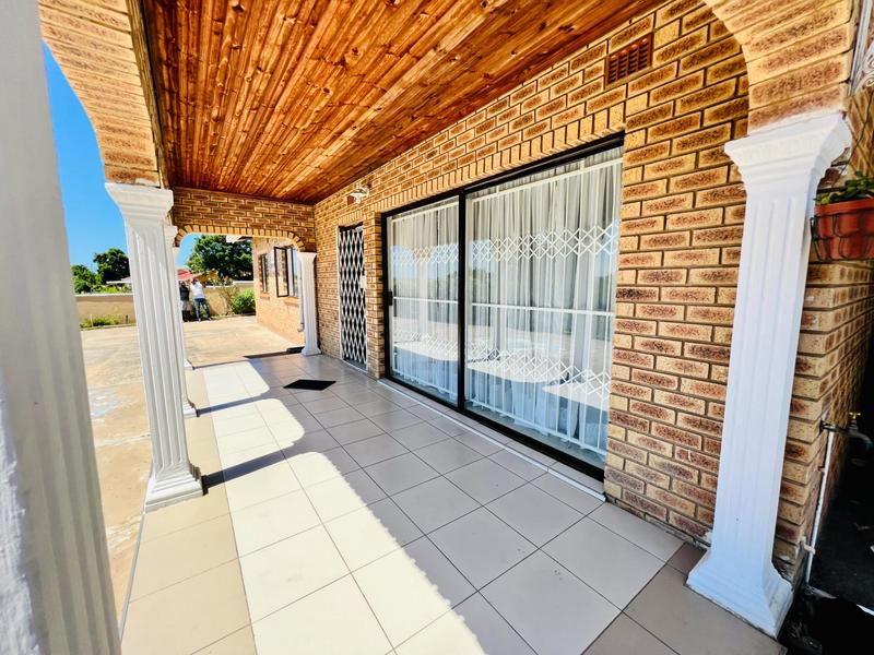 4 Bedroom Property for Sale in Avoca KwaZulu-Natal