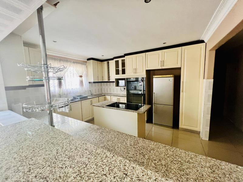 9 Bedroom Property for Sale in Inanda KwaZulu-Natal