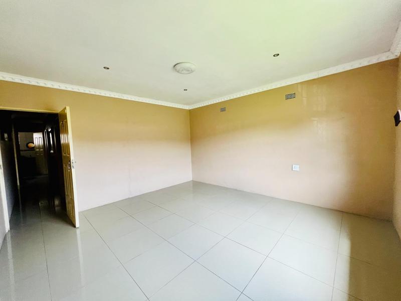 9 Bedroom Property for Sale in Inanda KwaZulu-Natal