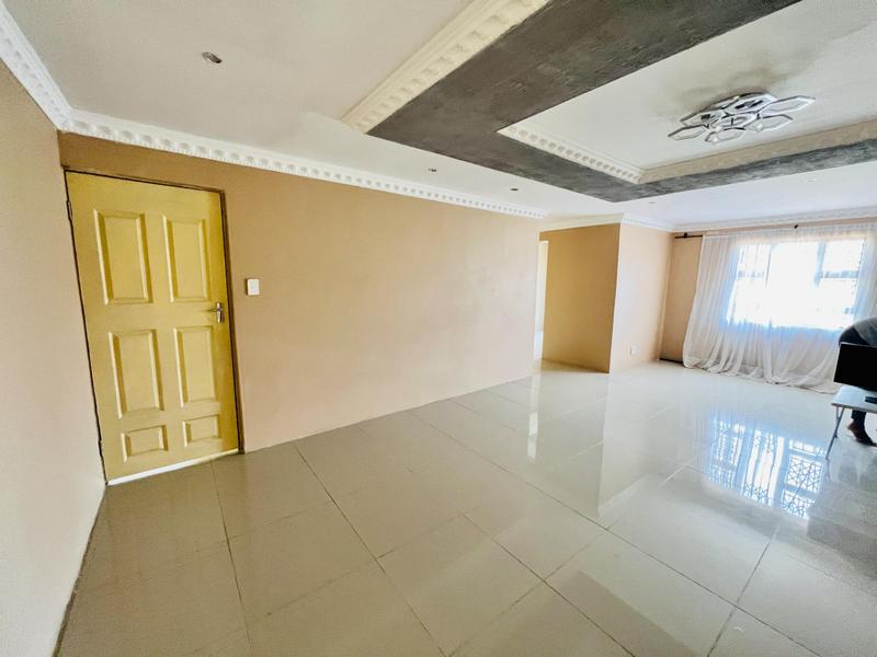 9 Bedroom Property for Sale in Inanda KwaZulu-Natal