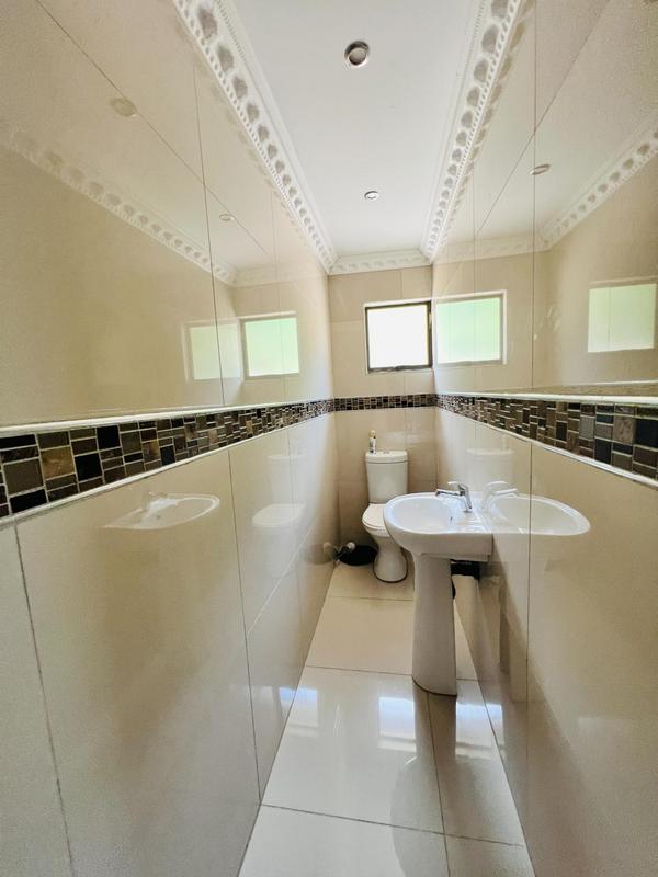 9 Bedroom Property for Sale in Inanda KwaZulu-Natal