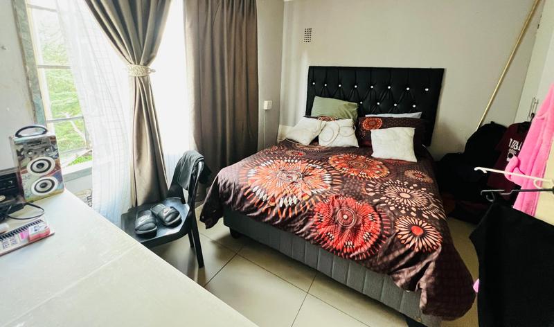 2 Bedroom Property for Sale in Newlands East KwaZulu-Natal