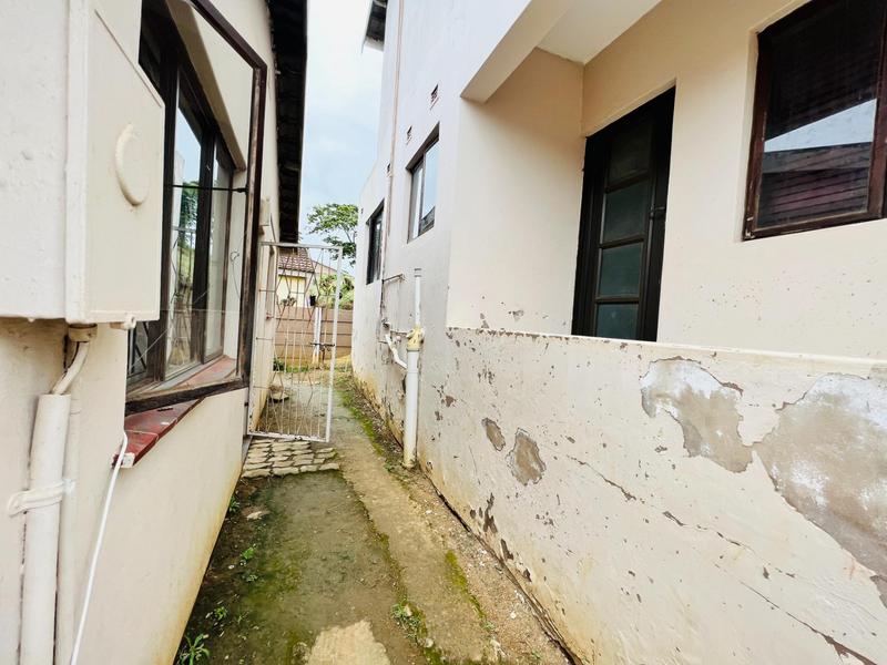 4 Bedroom Property for Sale in Newlands West KwaZulu-Natal