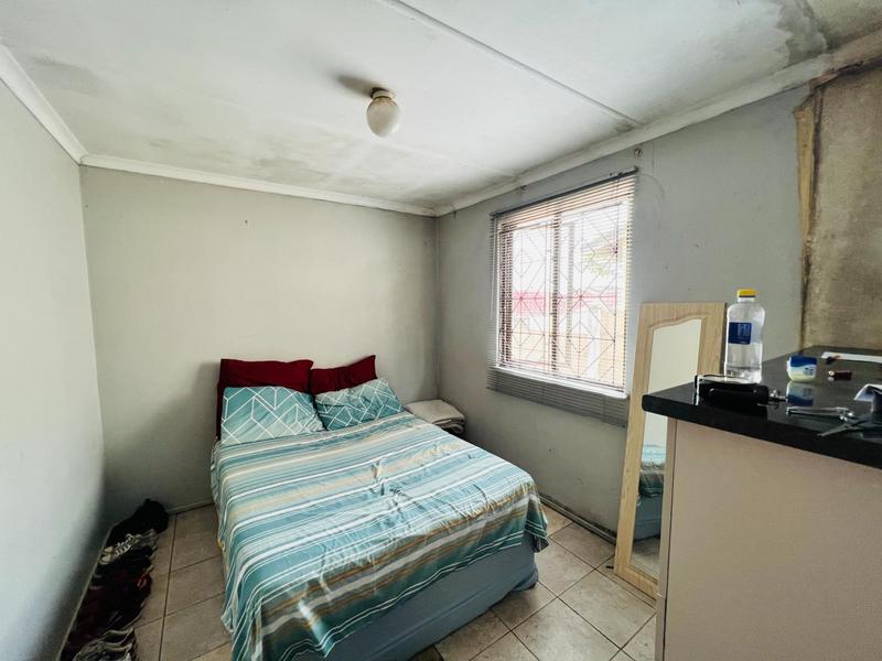 4 Bedroom Property for Sale in Newlands West KwaZulu-Natal