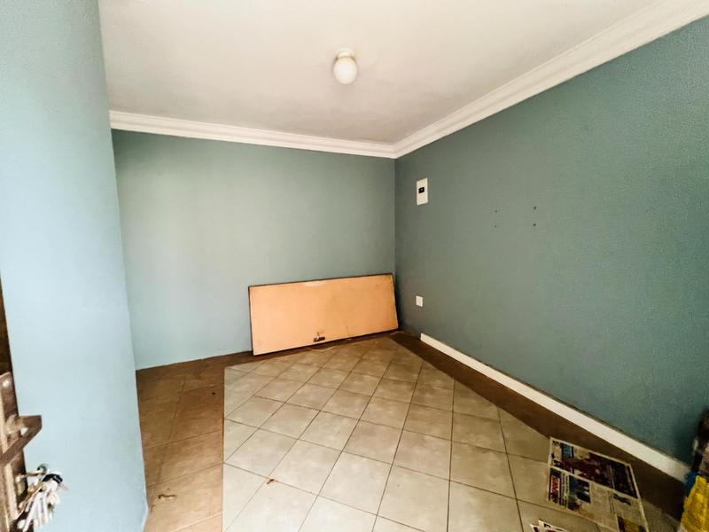 4 Bedroom Property for Sale in Newlands West KwaZulu-Natal