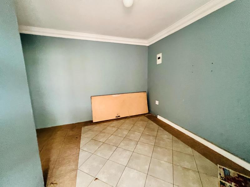 4 Bedroom Property for Sale in Newlands West KwaZulu-Natal