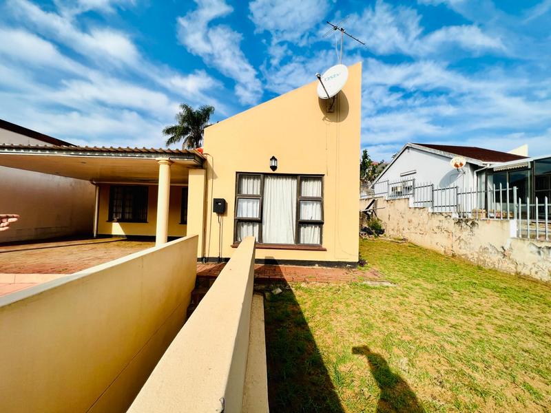 3 Bedroom Property for Sale in Newlands West KwaZulu-Natal