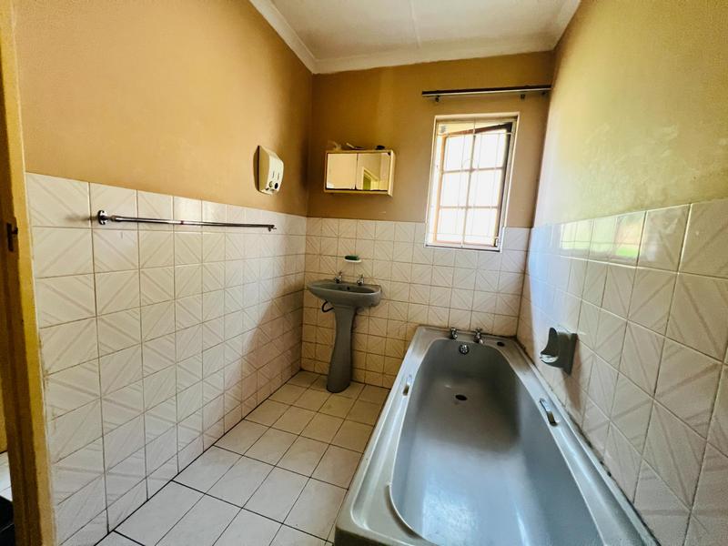 3 Bedroom Property for Sale in Newlands West KwaZulu-Natal