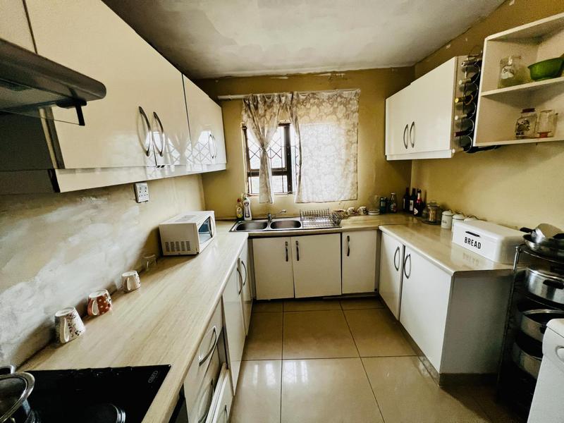 3 Bedroom Property for Sale in Newlands West KwaZulu-Natal