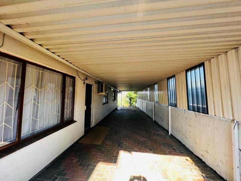 4 Bedroom Property for Sale in Newlands West KwaZulu-Natal