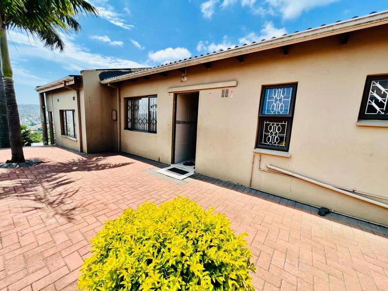 4 Bedroom Property for Sale in Newlands West KwaZulu-Natal