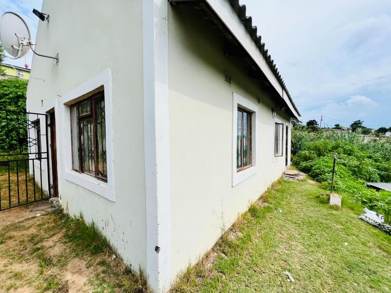 4 Bedroom Property for Sale in Ntuzuma KwaZulu-Natal