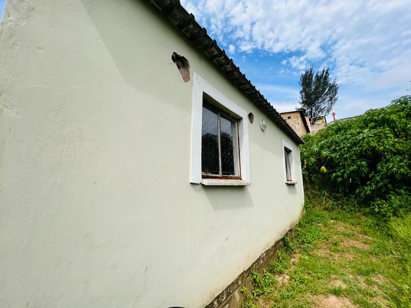 4 Bedroom Property for Sale in Ntuzuma KwaZulu-Natal