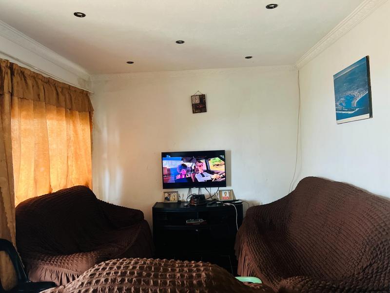 2 Bedroom Property for Sale in Ntuzuma KwaZulu-Natal