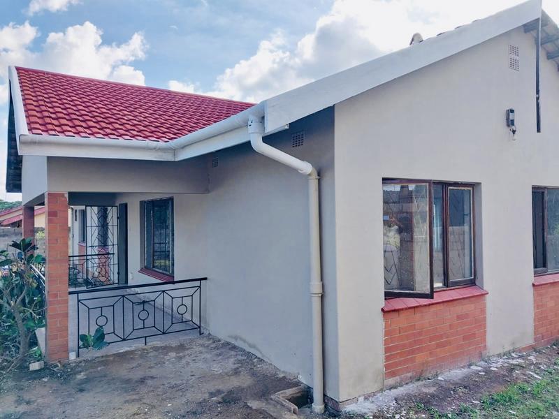 5 Bedroom Property for Sale in Sandfield KwaZulu-Natal