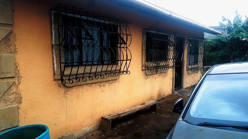 3 Bedroom Property for Sale in Umlazi KwaZulu-Natal