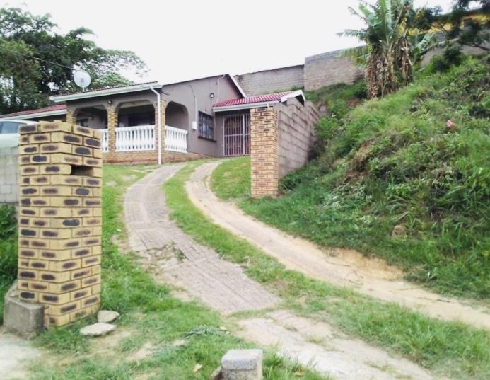 3 Bedroom Property for Sale in Umlazi KwaZulu-Natal