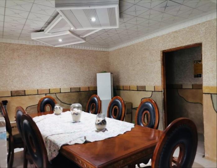 3 Bedroom Property for Sale in Umlazi KwaZulu-Natal