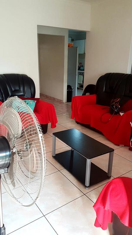 3 Bedroom Property for Sale in Umlazi KwaZulu-Natal