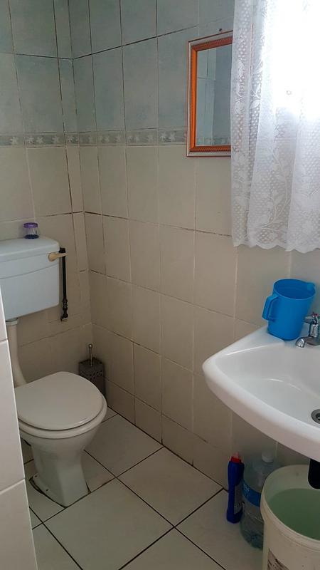 3 Bedroom Property for Sale in Umlazi KwaZulu-Natal