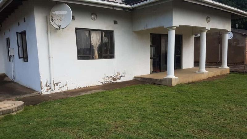 4 Bedroom Property for Sale in Umlazi KwaZulu-Natal