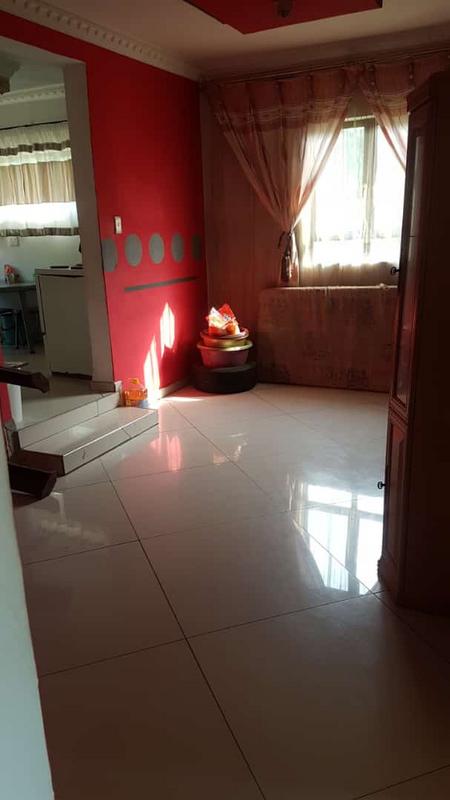 4 Bedroom Property for Sale in Umlazi KwaZulu-Natal