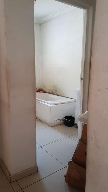 4 Bedroom Property for Sale in Umlazi KwaZulu-Natal