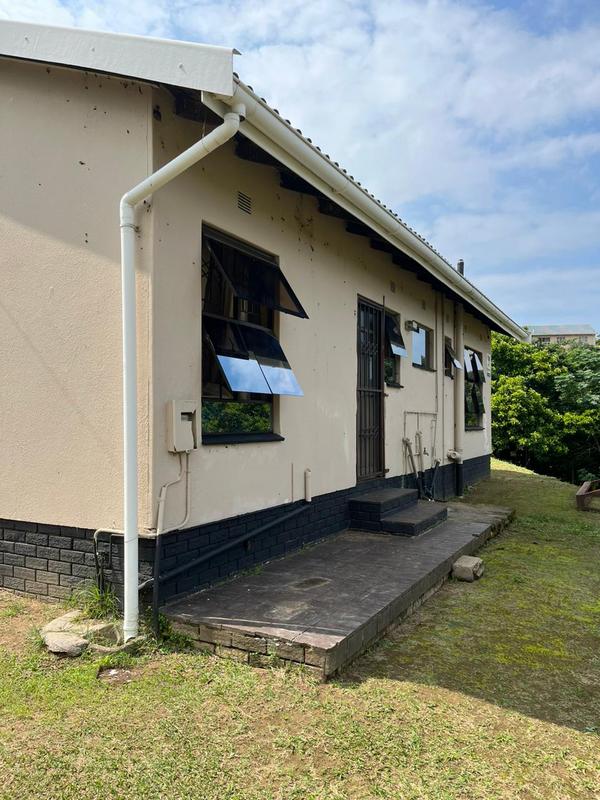 3 Bedroom Property for Sale in Umlazi KwaZulu-Natal