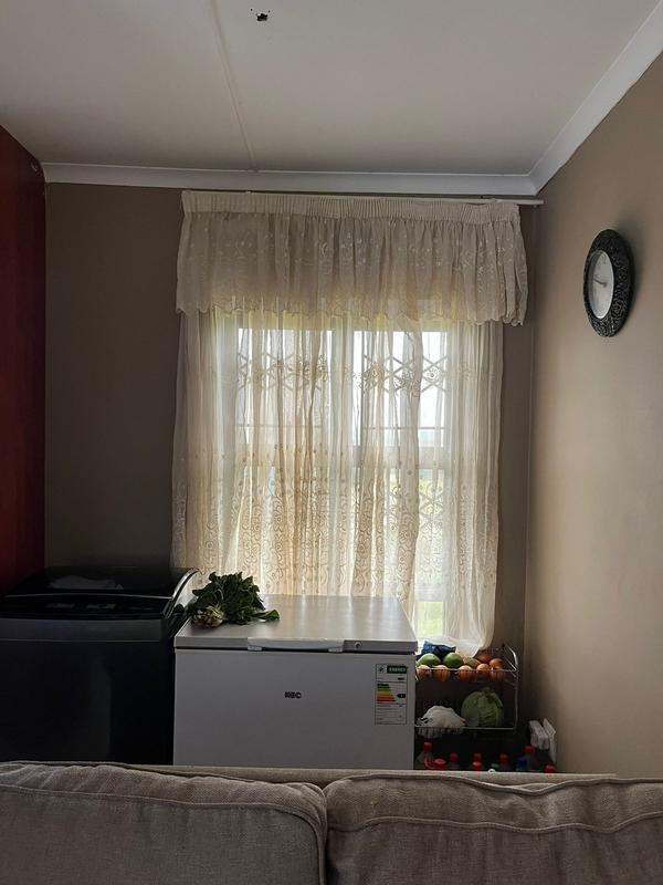 3 Bedroom Property for Sale in Umlazi KwaZulu-Natal