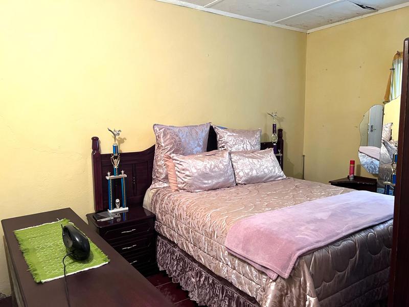 4 Bedroom Property for Sale in Kwamashu KwaZulu-Natal