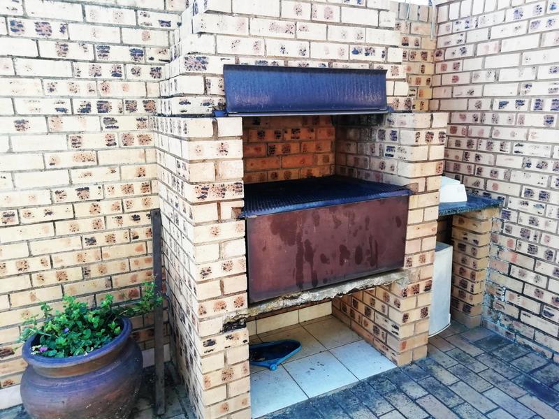 3 Bedroom Property for Sale in Scottburgh KwaZulu-Natal