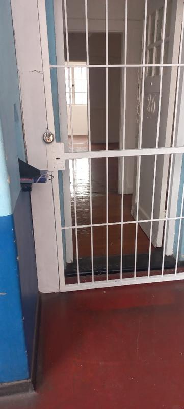 To Let 2 Bedroom Property for Rent in Esplanade KwaZulu-Natal