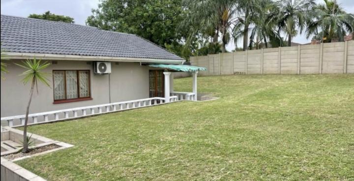4 Bedroom Property for Sale in Veld En Vlei KwaZulu-Natal