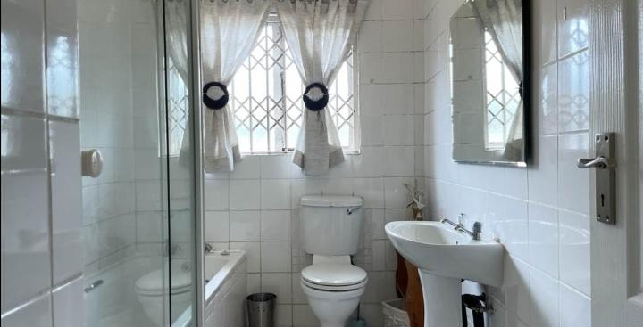 4 Bedroom Property for Sale in Veld En Vlei KwaZulu-Natal