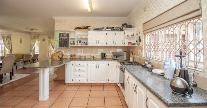 4 Bedroom Property for Sale in Veld En Vlei KwaZulu-Natal