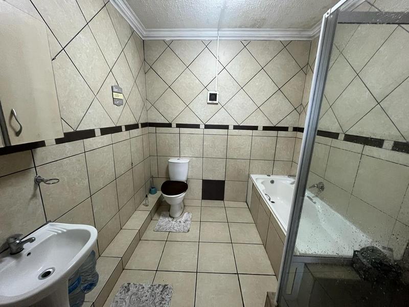 To Let 3 Bedroom Property for Rent in Gateway KwaZulu-Natal