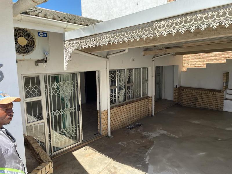 3 Bedroom Property for Sale in Shastri Park KwaZulu-Natal